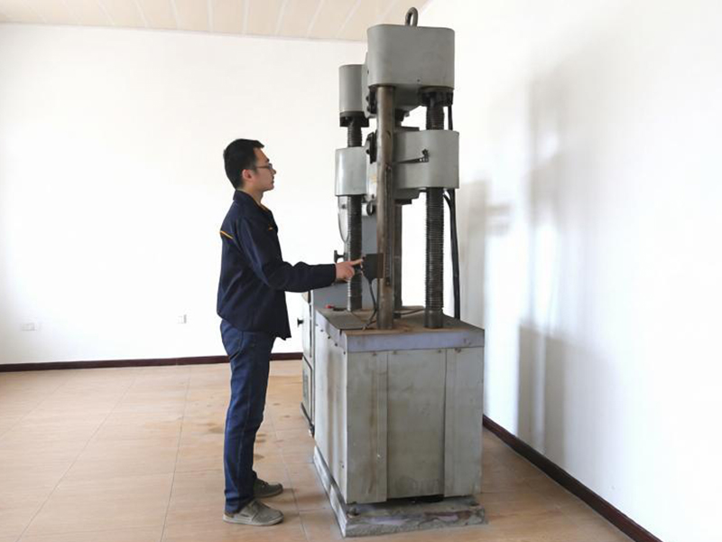 Prüfung der mechanischen Eigenschaften